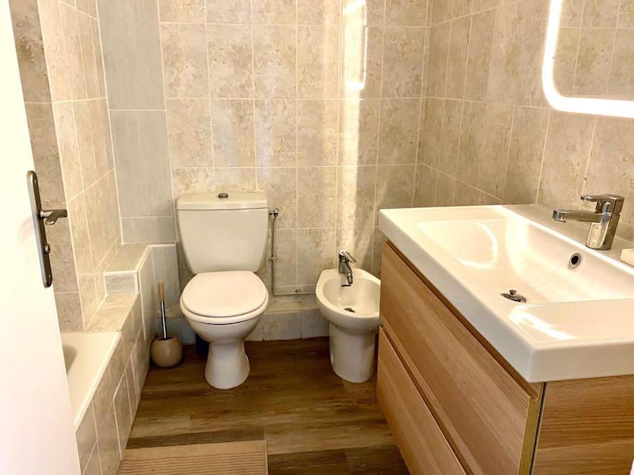 Le Corton - 45M2 - Parking - Jardin - Wifi Διαμέρισμα Κασί Εξωτερικό φωτογραφία